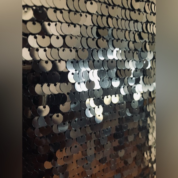 Mini sequin dress - Picture 2 of 3